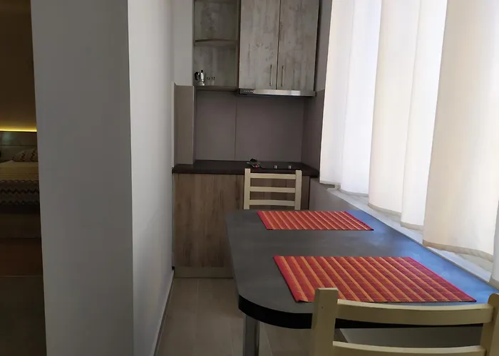 Dinamo Evoo تيرانا