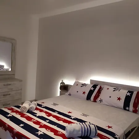 Dinamo Evoo Appartement *